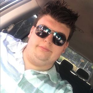 Meet your Posher, Ryan